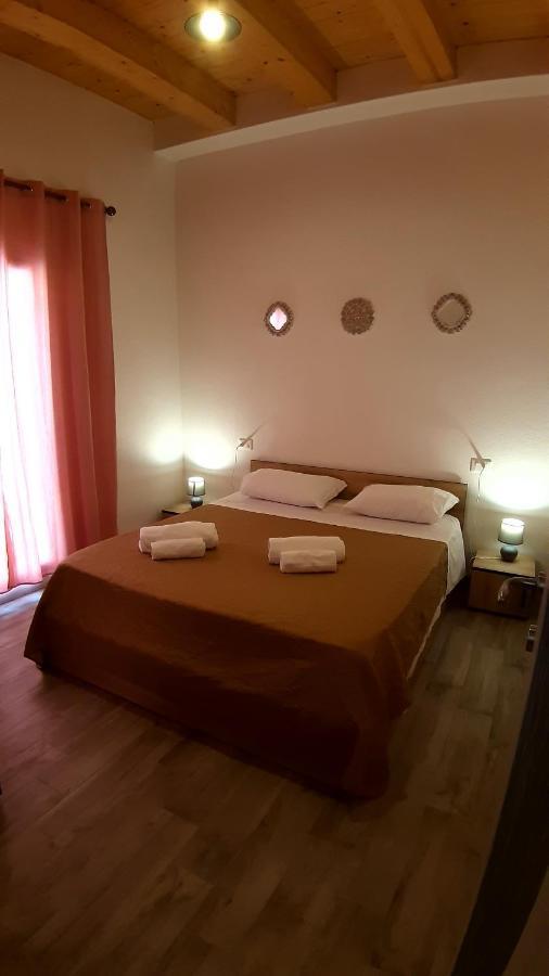 Casanuova Flat, Center